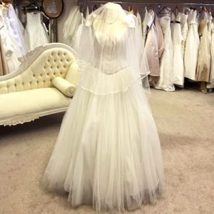 wedding dresses available at butterflies dress agency northampton